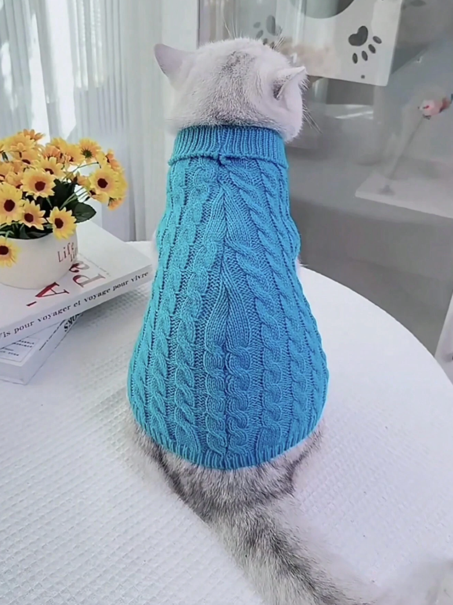 Knitted Cable Sweater For Pets